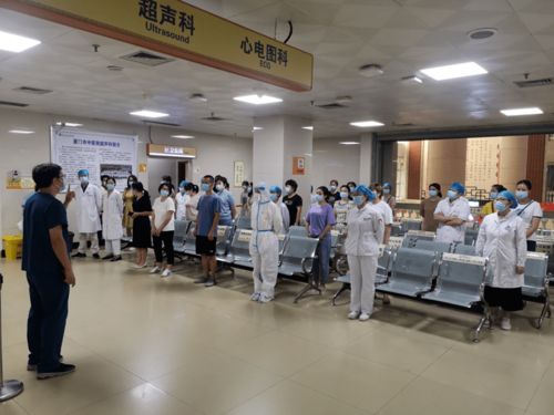 廈門市中醫(yī)院最美隊長 致敬 大白 身后最可愛的人 二